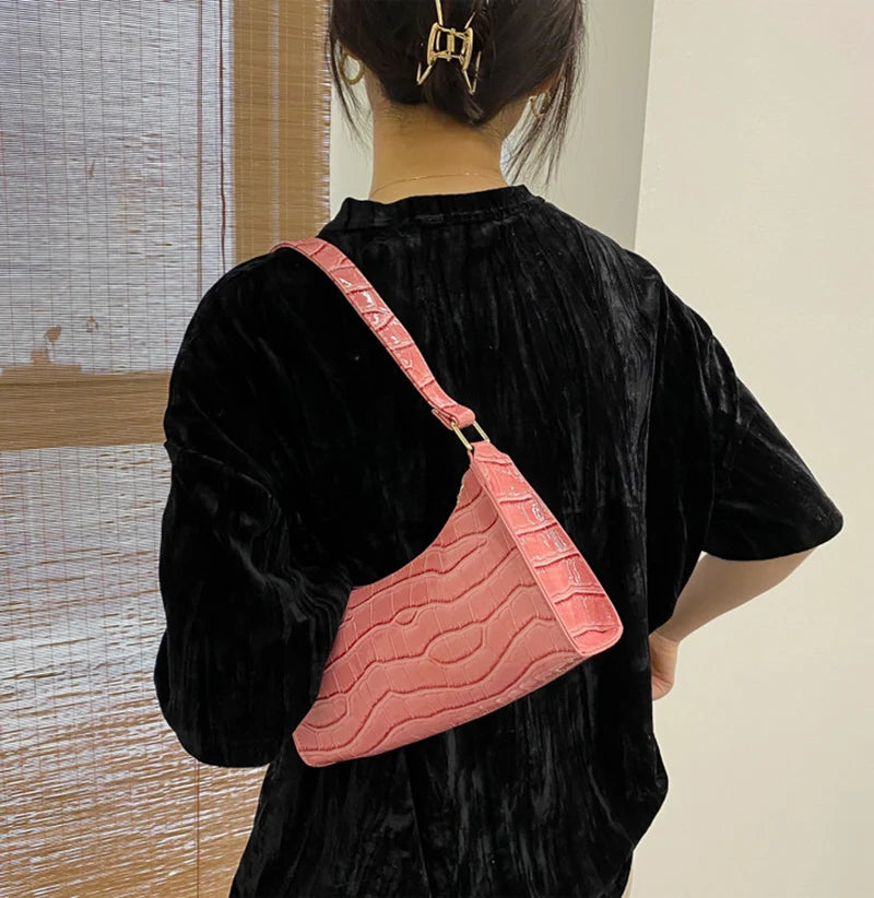 Alligator Pattern Armpit Handbag