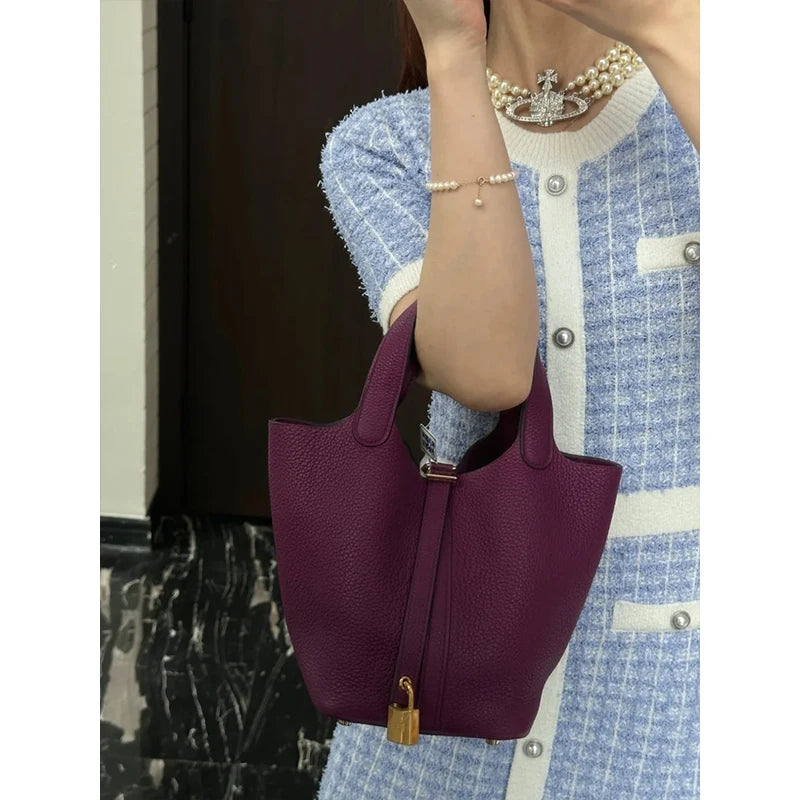 New Fashion Buet Large Handbag Purse
