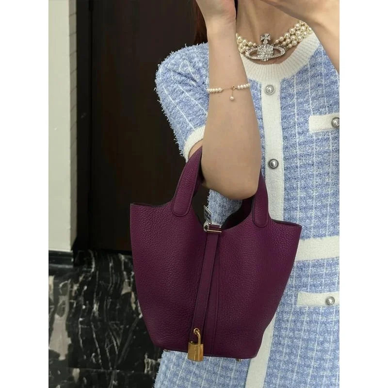 New Fashion Buet Large Handbag Purse